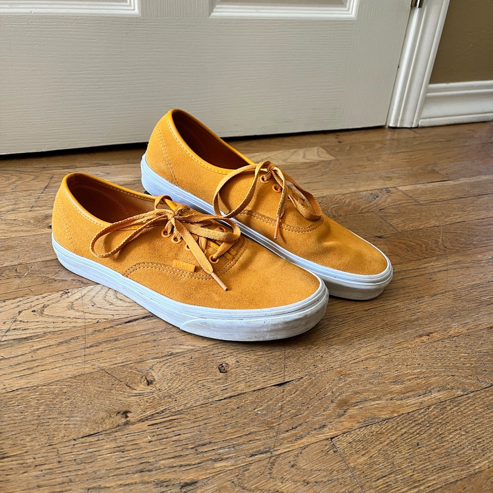 Mustard suede Vans!